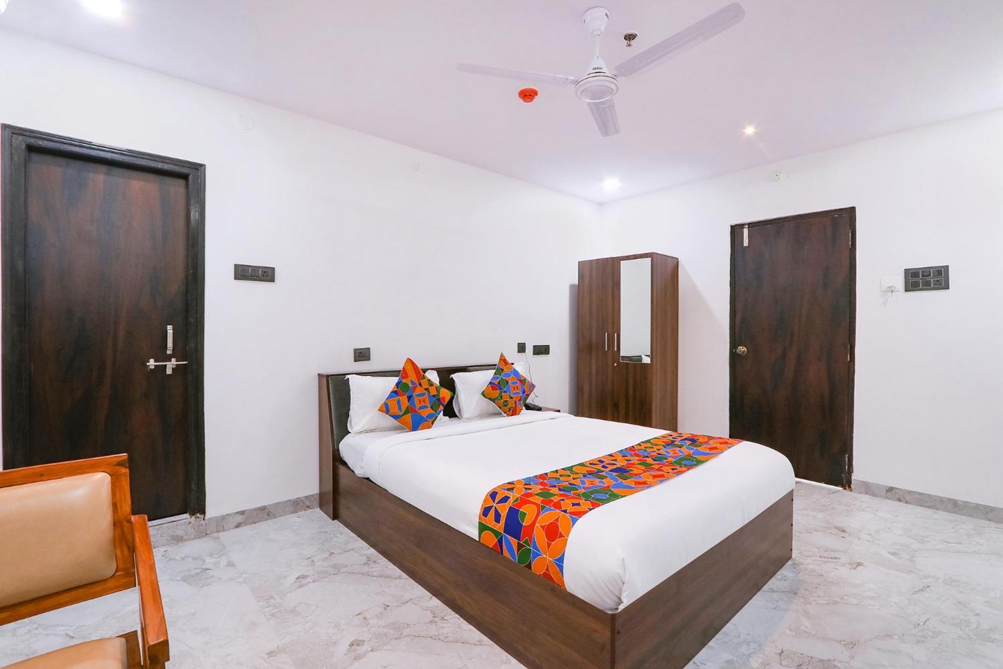 Fabhotel Relax Inn Hyderabad Exterior photo