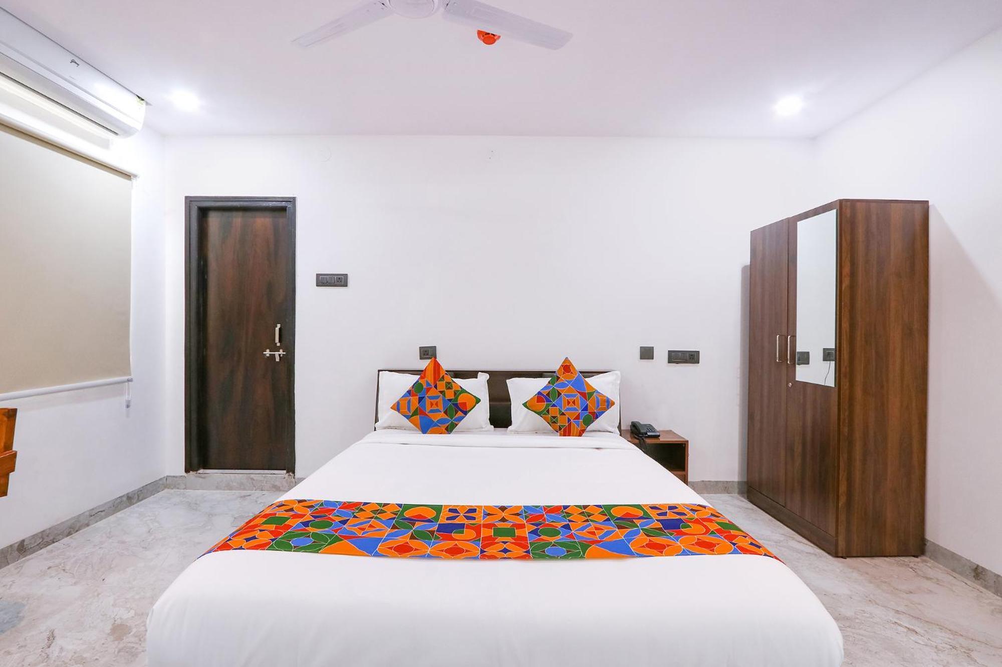 Fabhotel Relax Inn Hyderabad Exterior photo