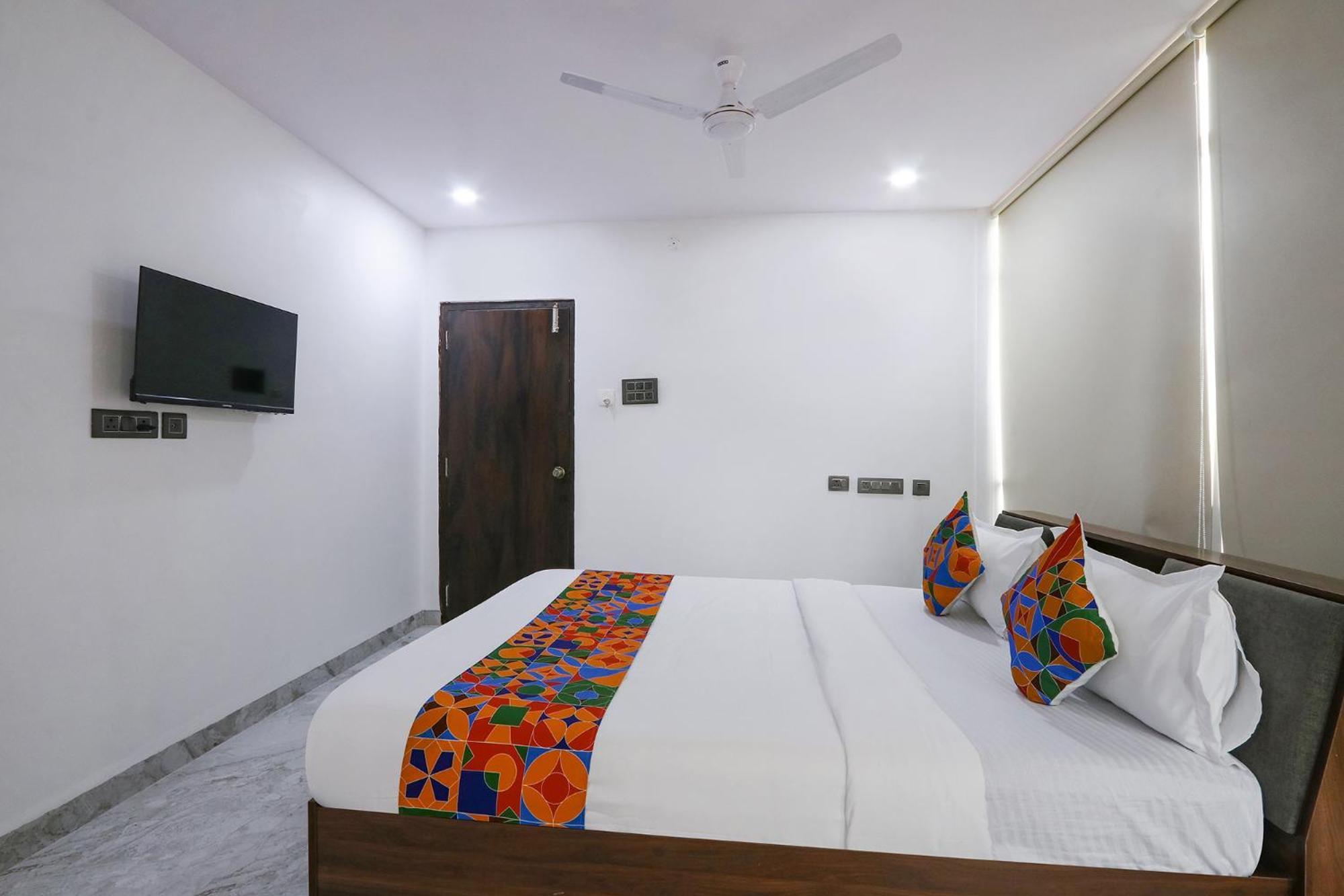 Fabhotel Relax Inn Hyderabad Exterior photo