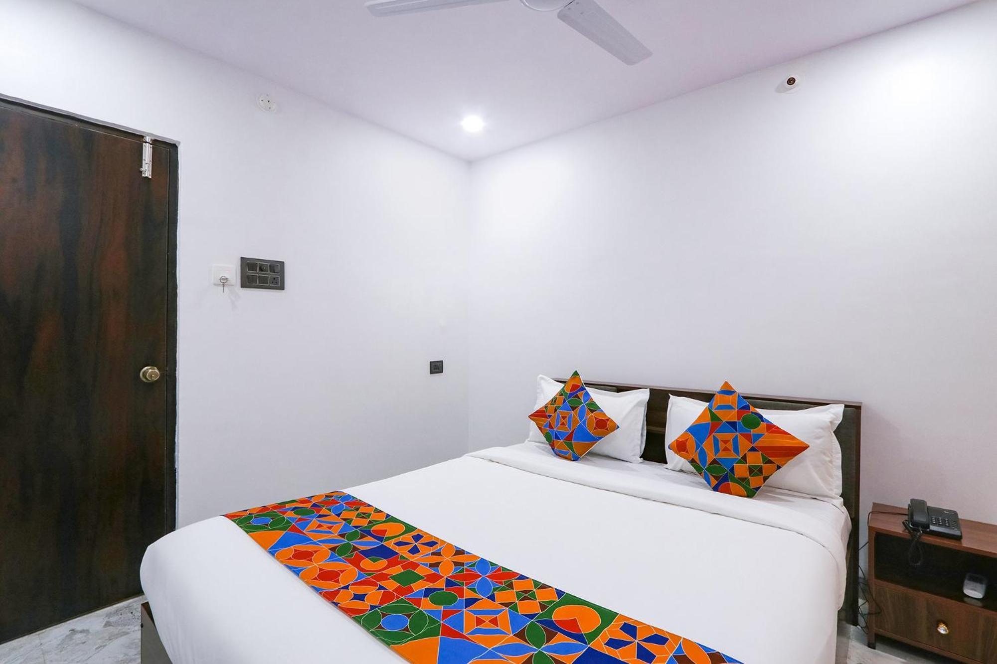 Fabhotel Relax Inn Hyderabad Exterior photo