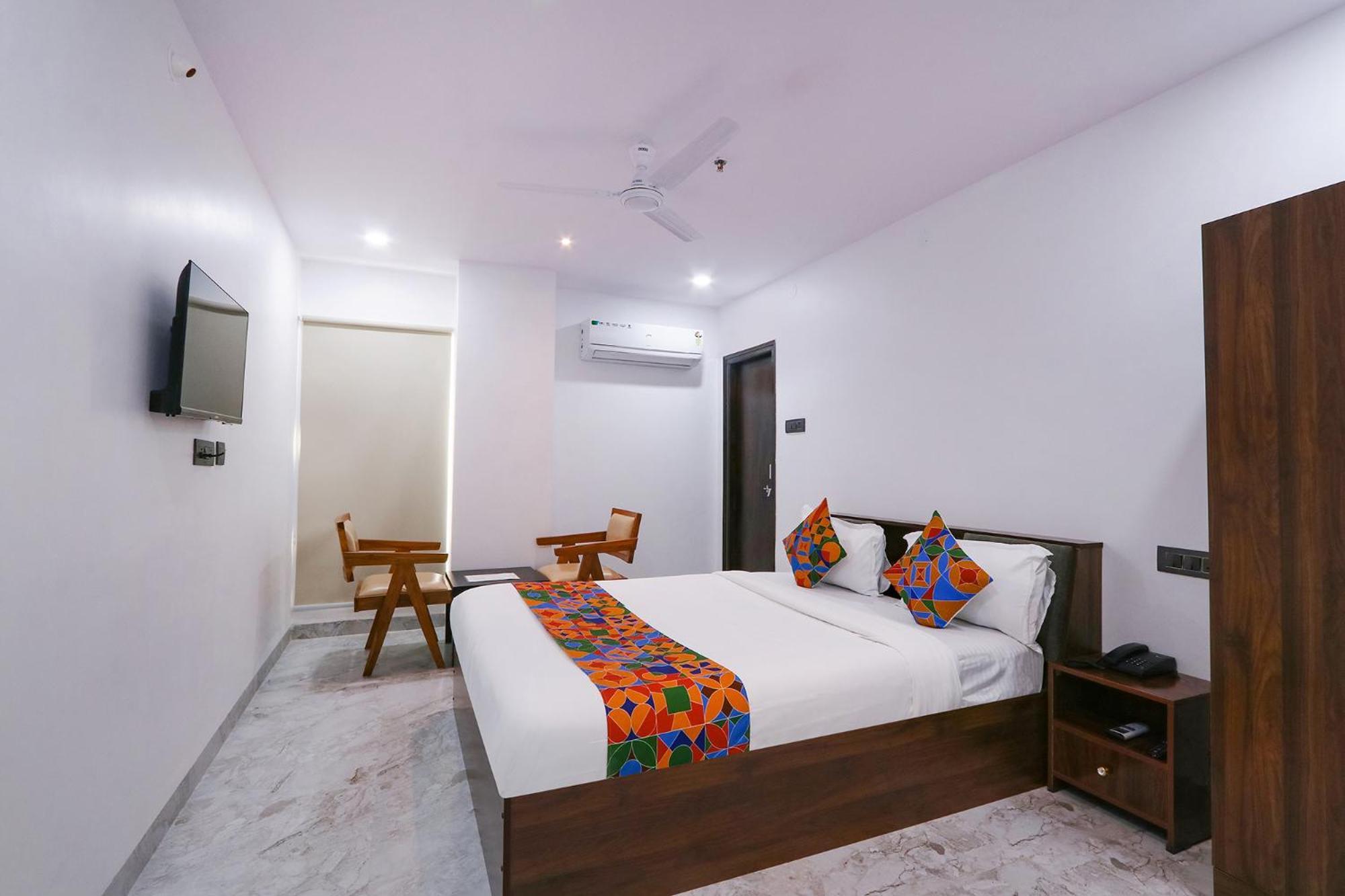 Fabhotel Relax Inn Hyderabad Exterior photo