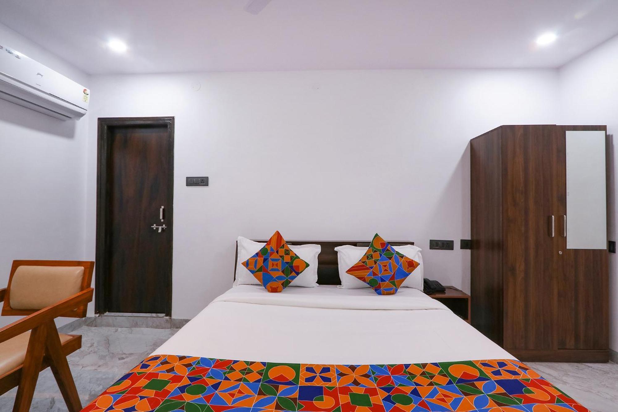 Fabhotel Relax Inn Hyderabad Exterior photo
