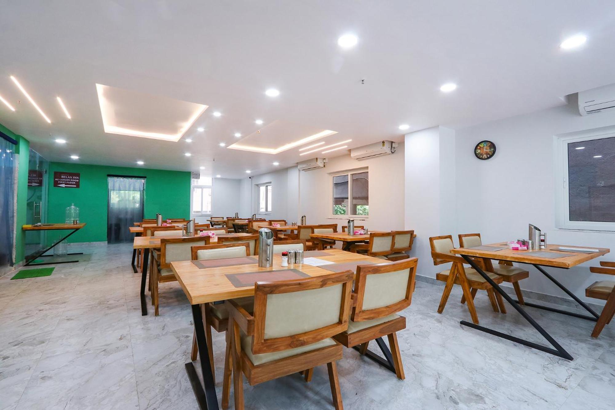 Fabhotel Relax Inn Hyderabad Exterior photo