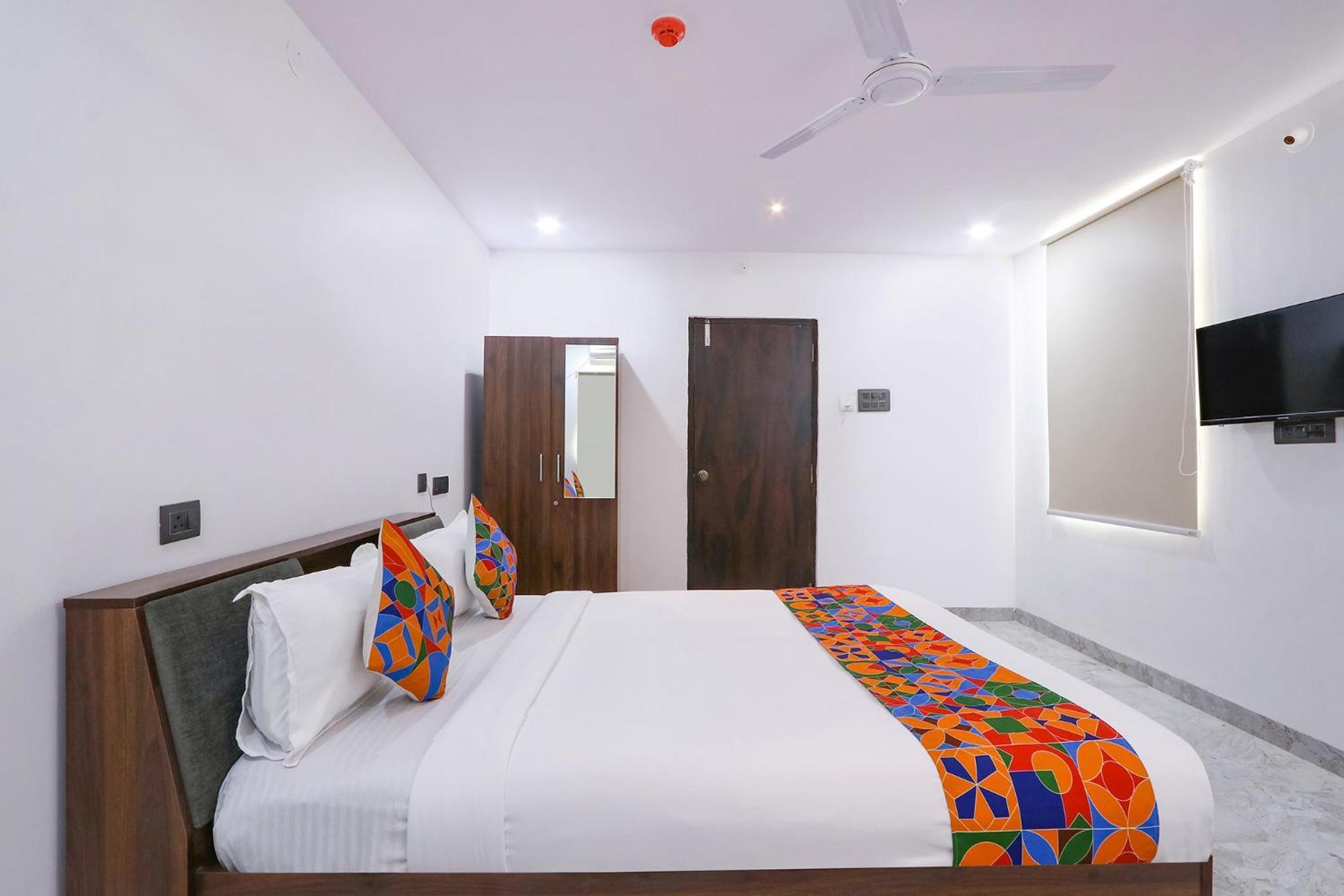 Fabhotel Relax Inn Hyderabad Exterior photo