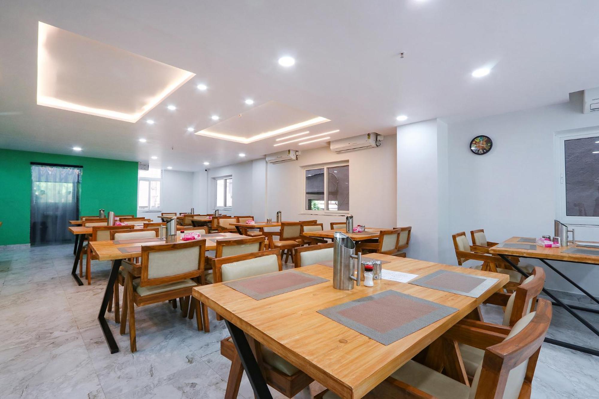 Fabhotel Relax Inn Hyderabad Exterior photo